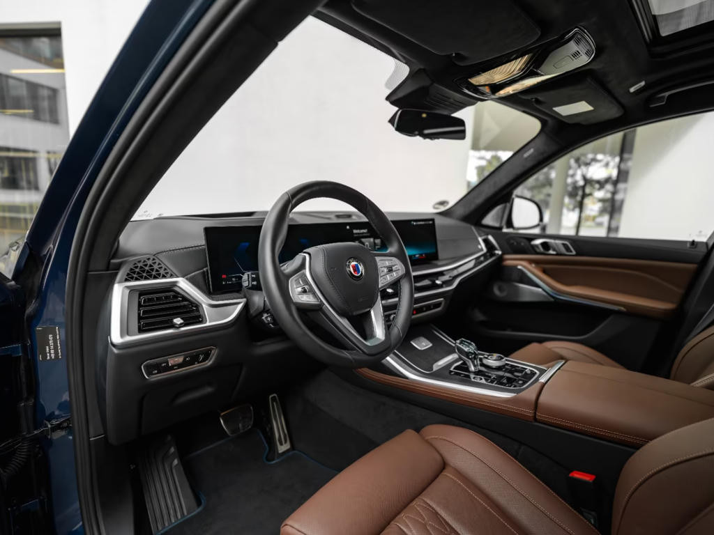 Alpina XB7