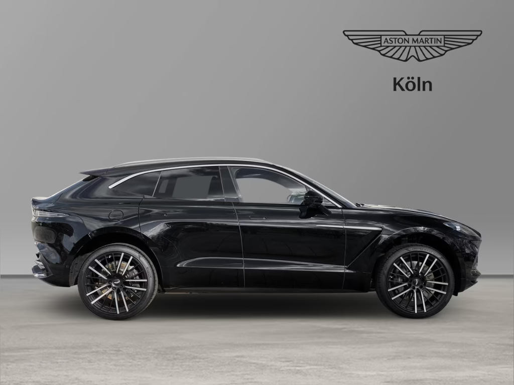 Aston Martin DBX