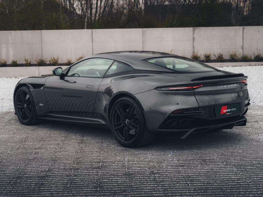 Aston Martin DBS