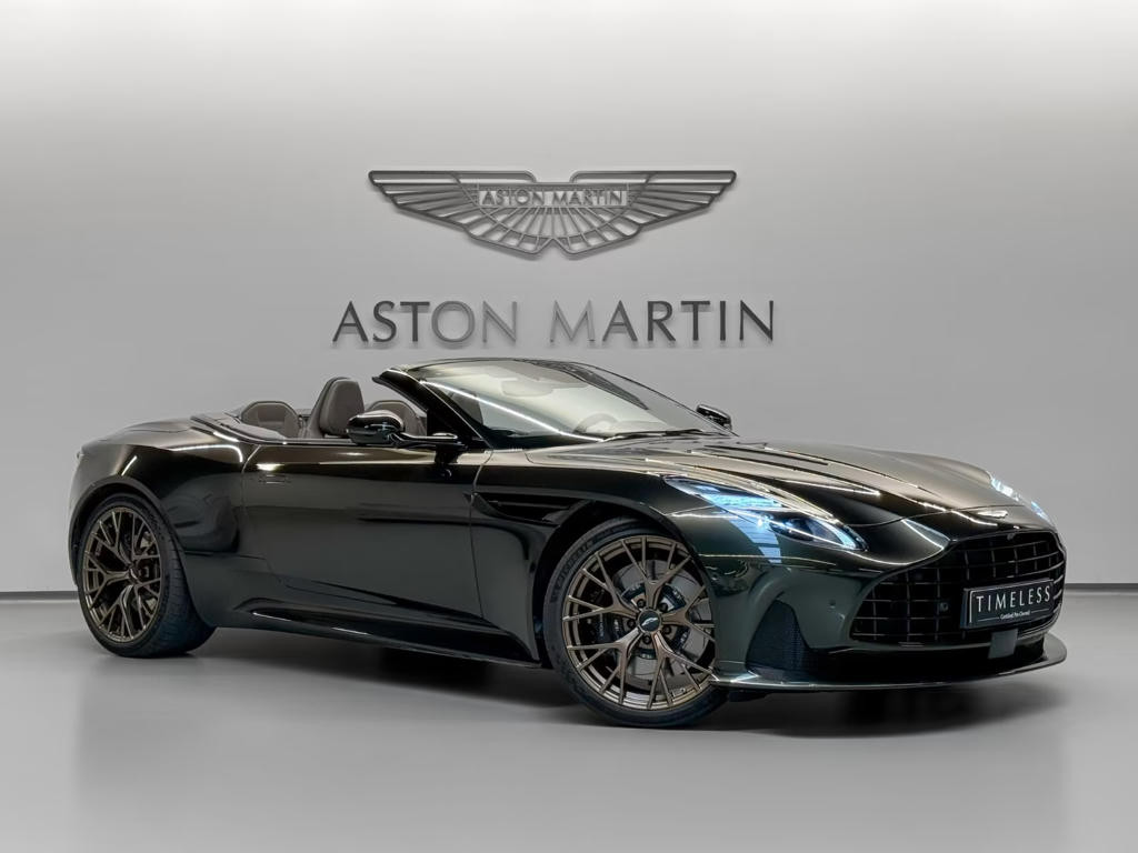 Aston Martin DB12 2025 Benzine