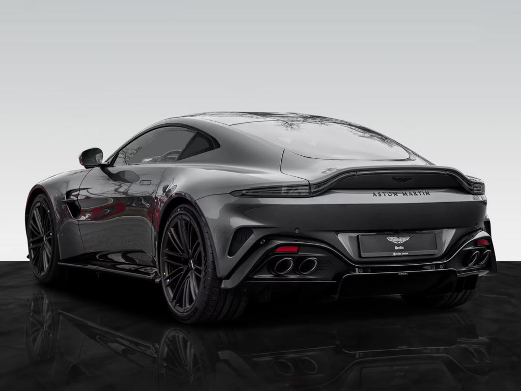 Aston Martin V8 Vantage