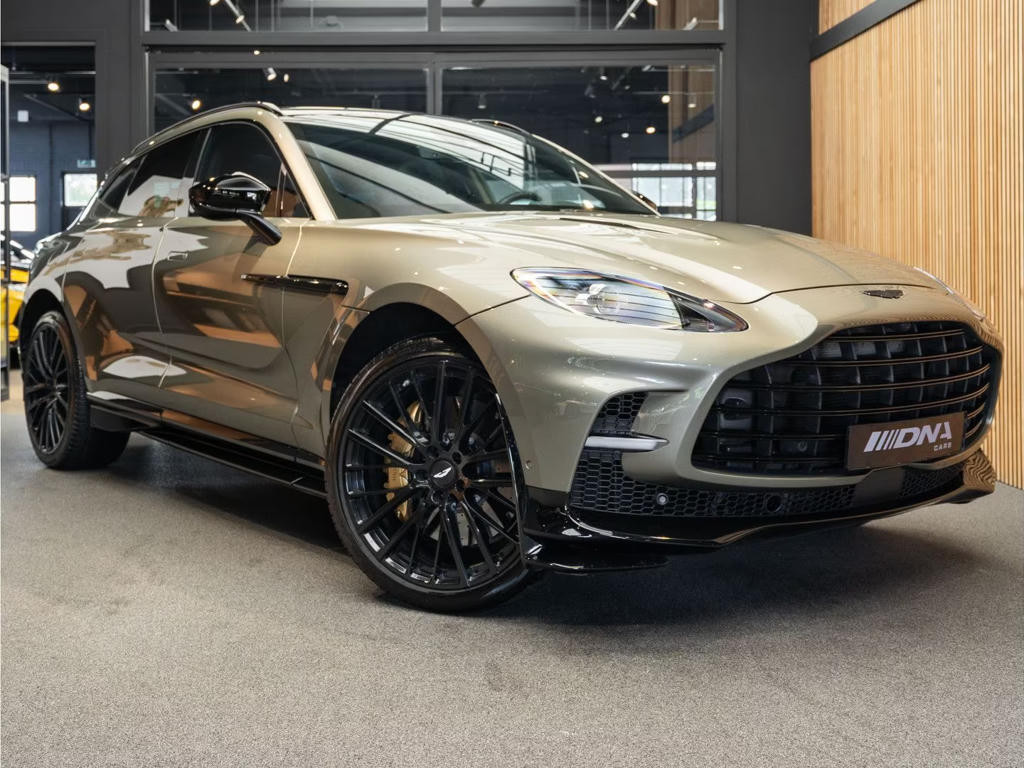 Aston Martin DBX