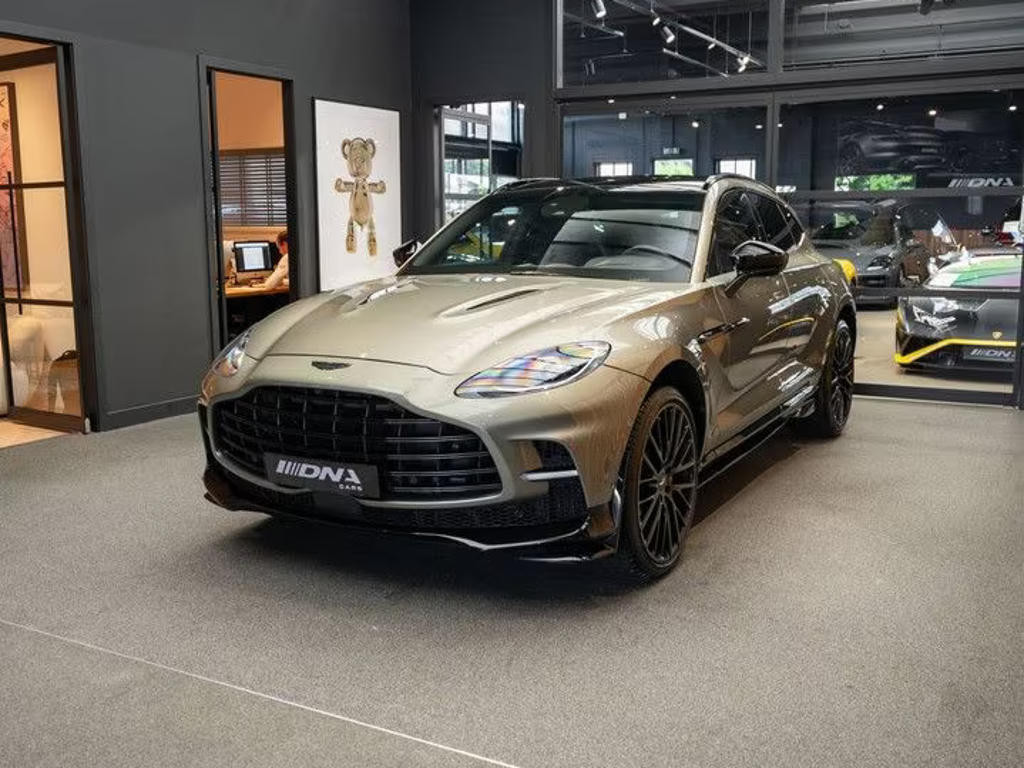Aston Martin DBX