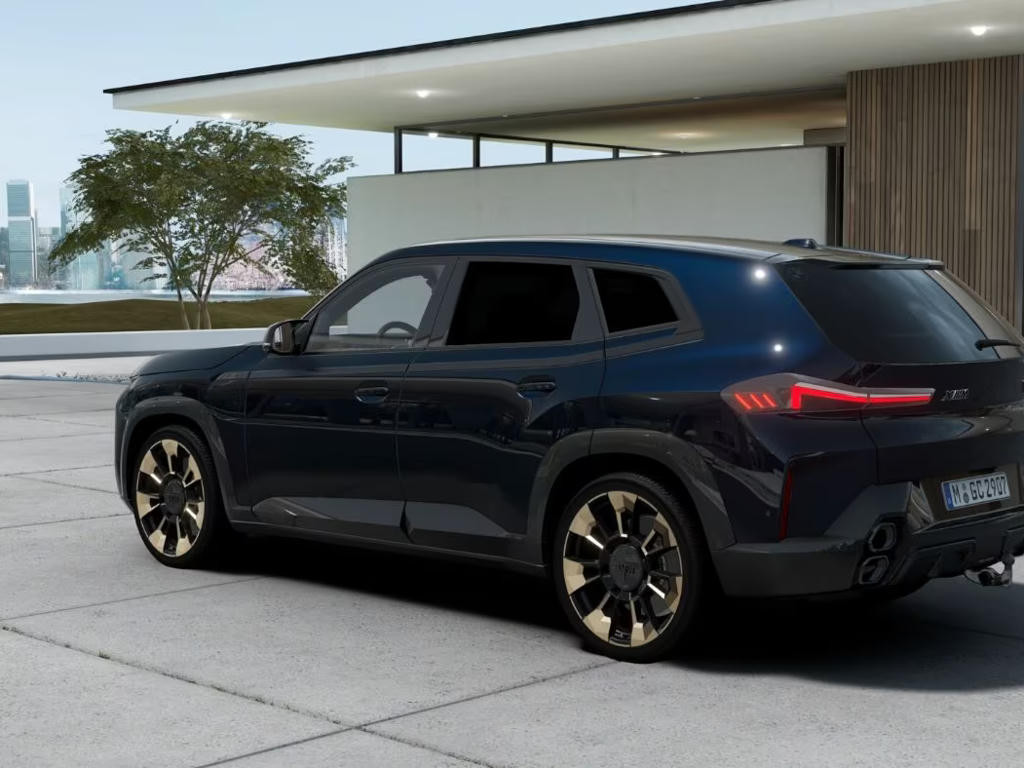 BMW XM