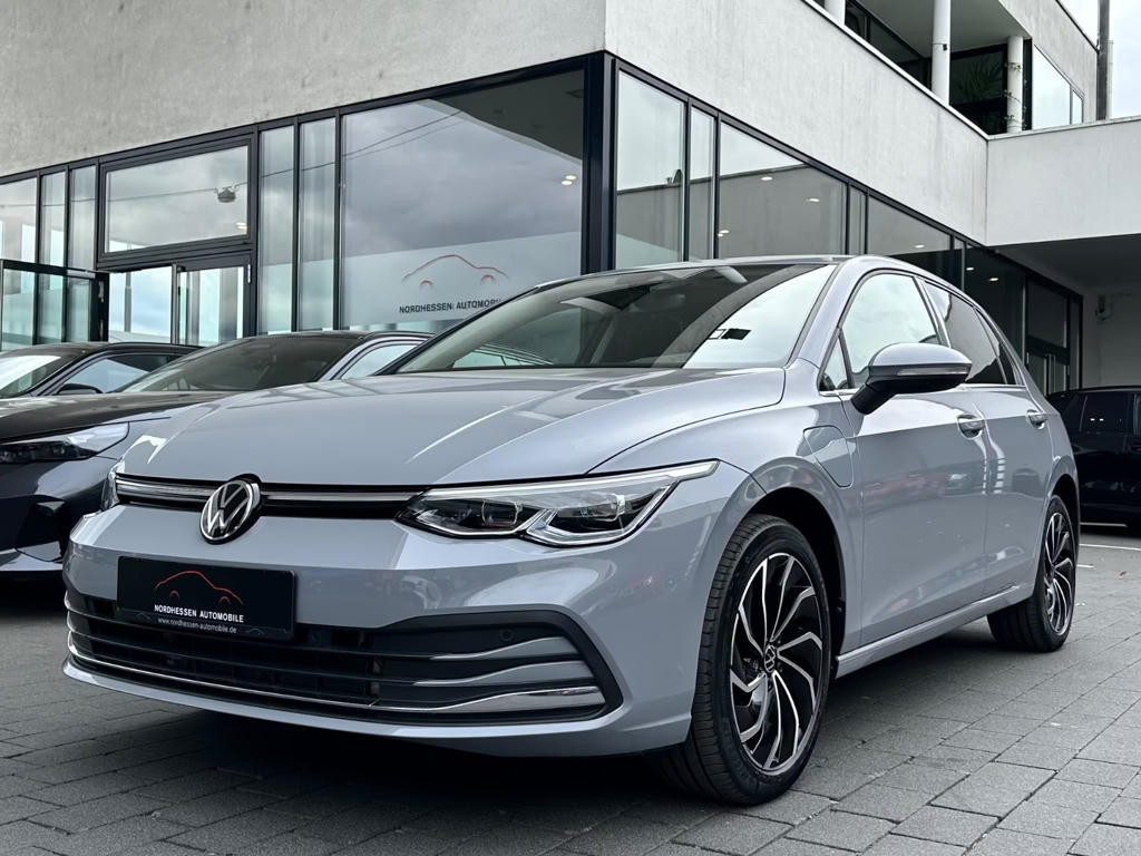 Volkswagen Golf 2022 Hybride Benzine