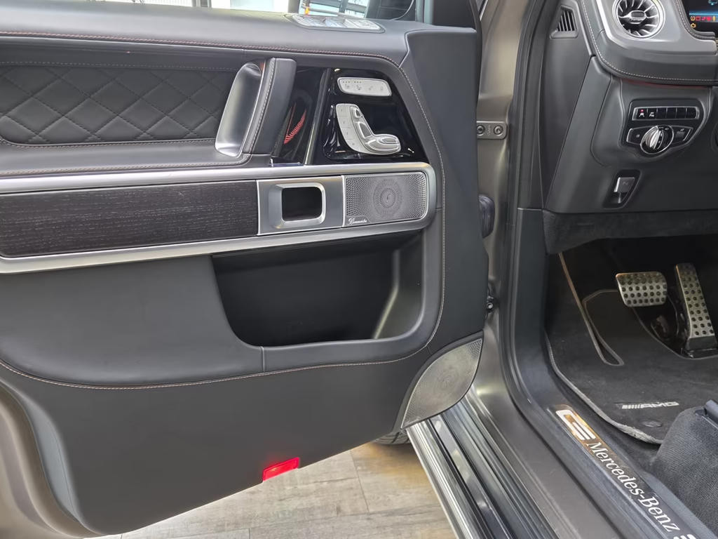 Mercedes-Benz G-Klasse