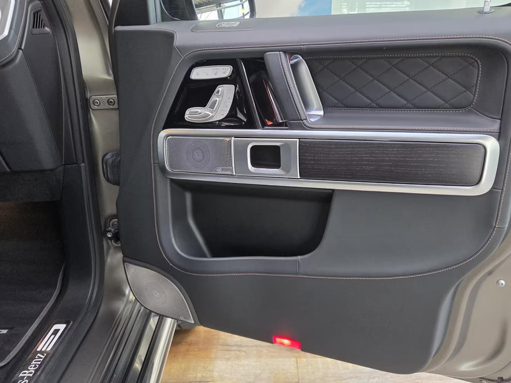 Mercedes-Benz G-Klasse