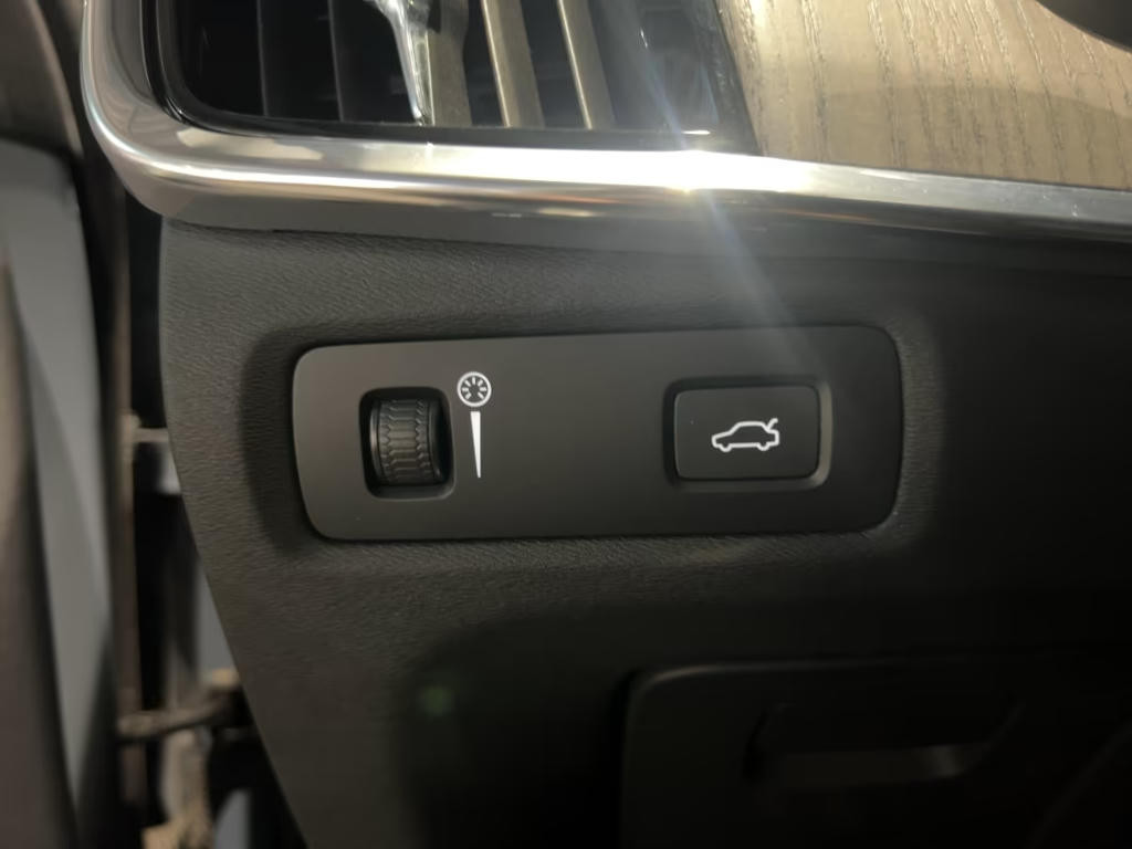 Volvo V90 Cross Country