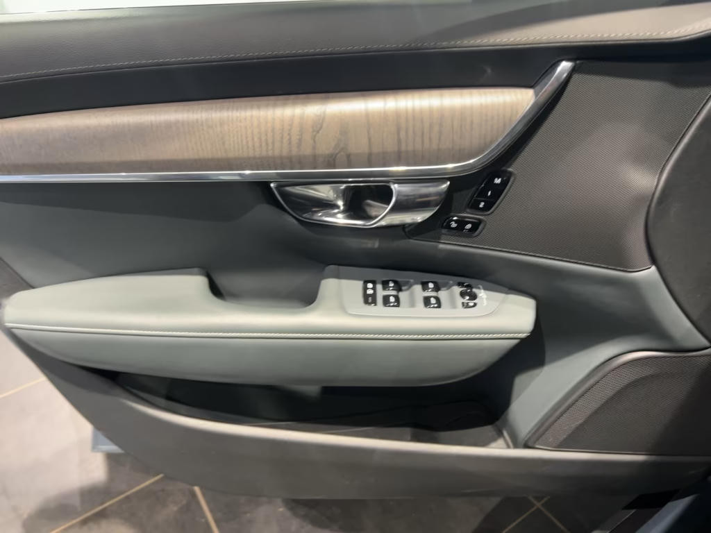 Volvo V90 Cross Country