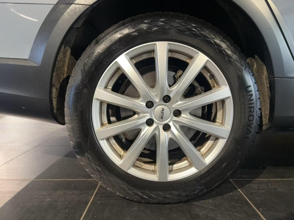 Volvo V90 Cross Country