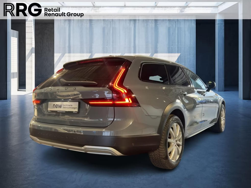 Volvo V90 Cross Country