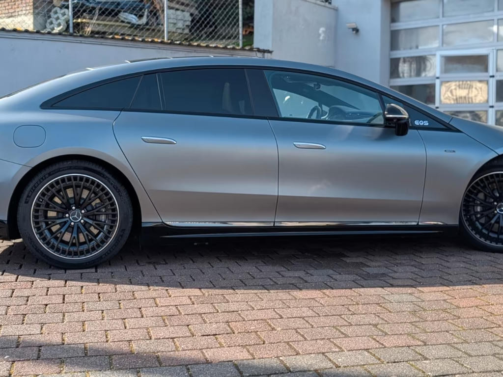 Mercedes-Benz EQS
