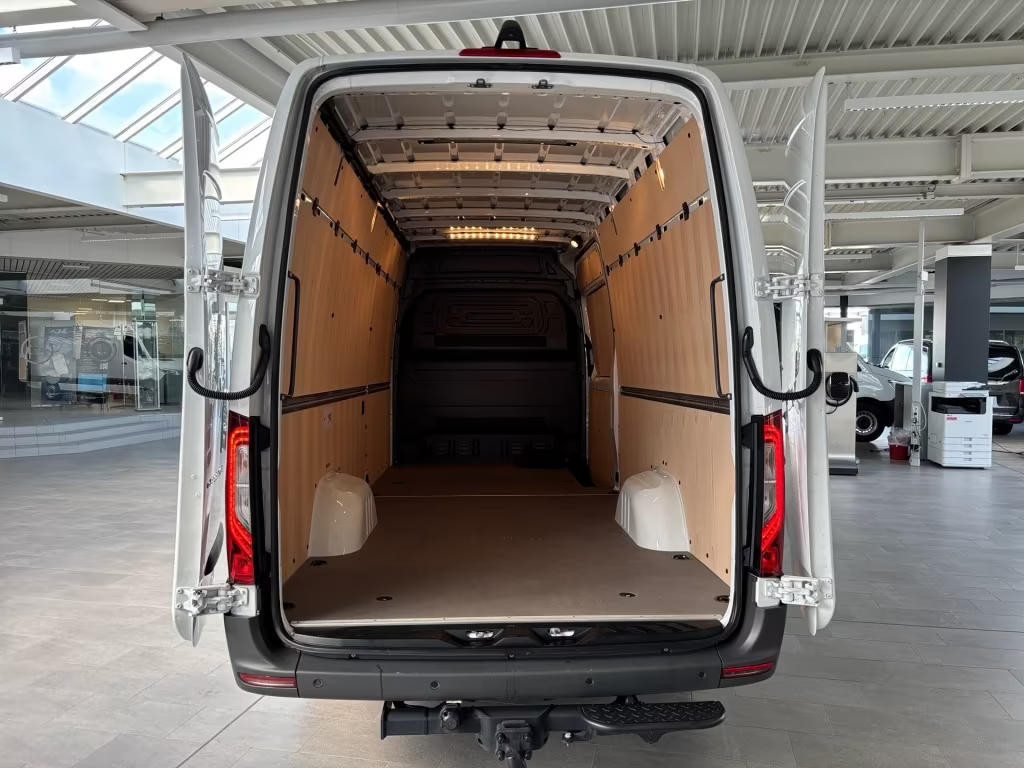 Mercedes-Benz eSprinter