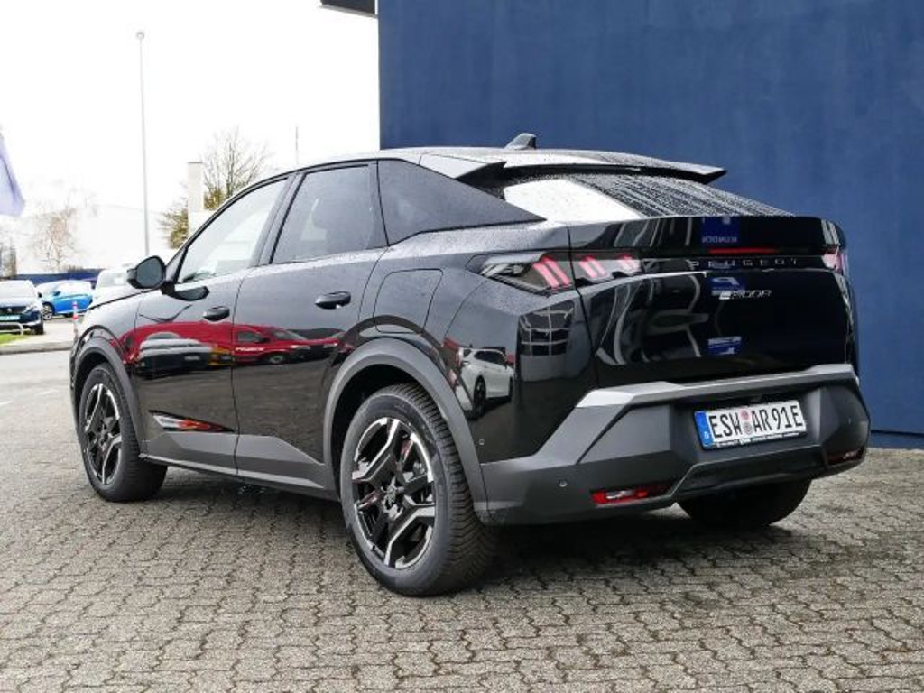 Peugeot E-3008