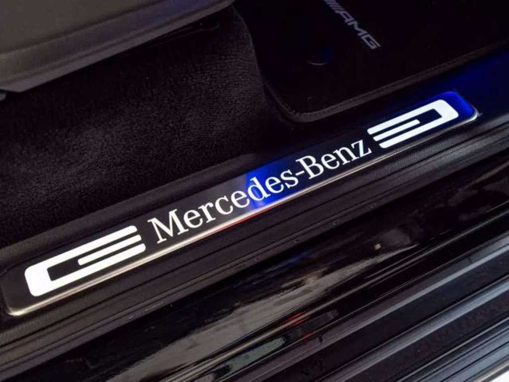 Mercedes-Benz G-Klasse