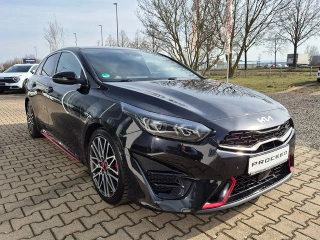Kia ProCeed