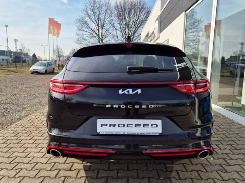Kia ProCeed
