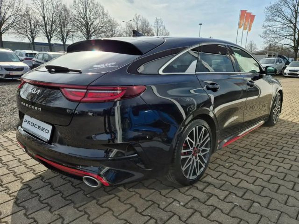 Kia ProCeed