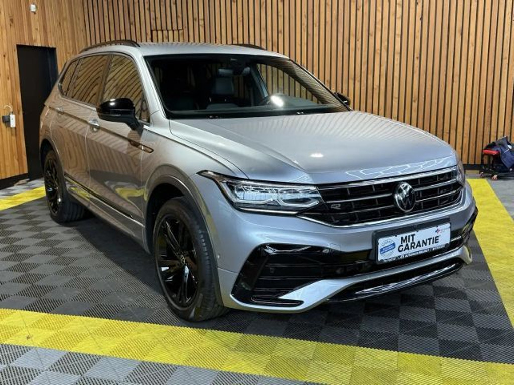 Volkswagen Tiguan 2023 Benzine