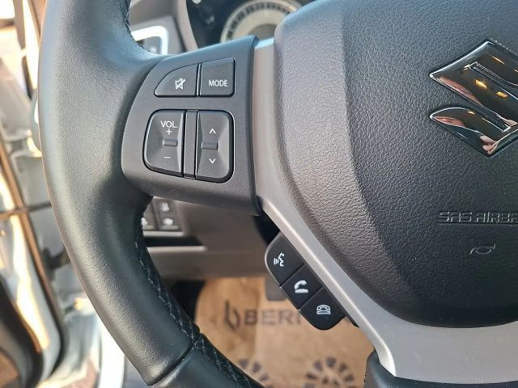 Suzuki S-Cross