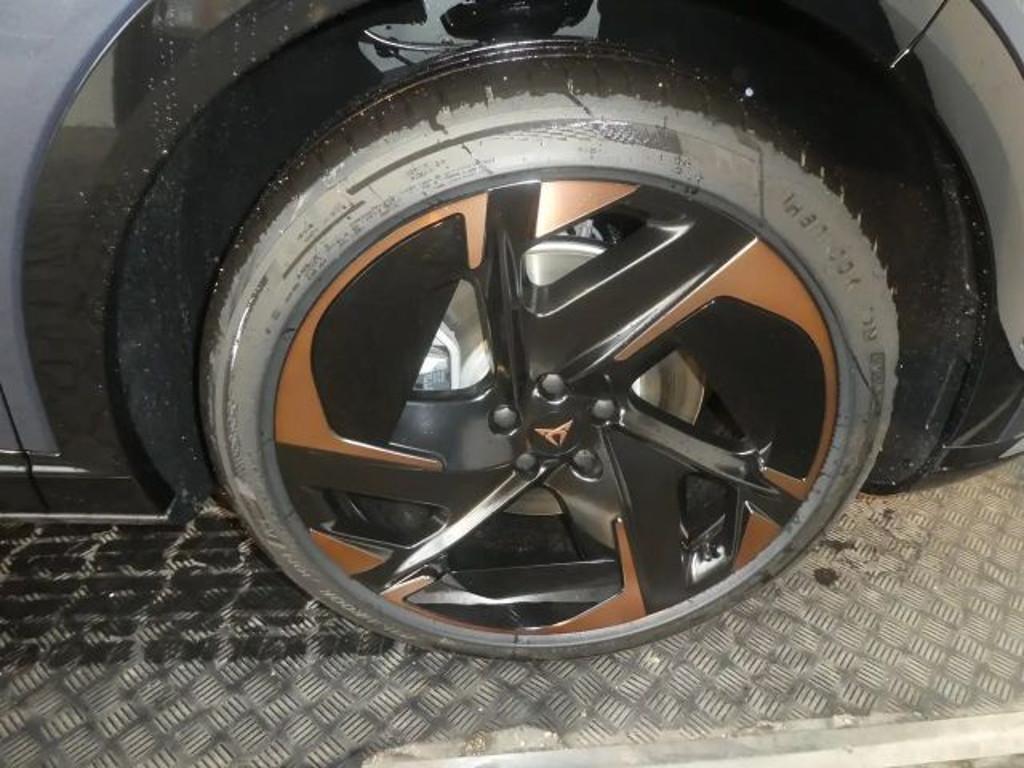 Cupra Tavascan