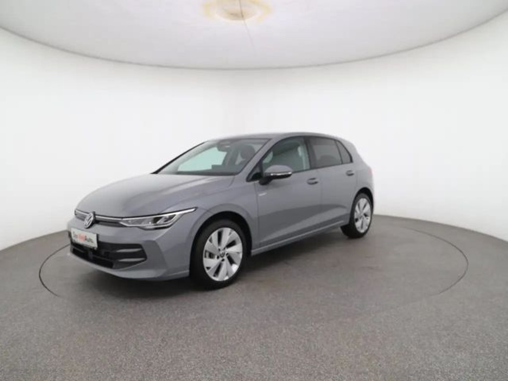 Volkswagen Golf 2025 Benzine