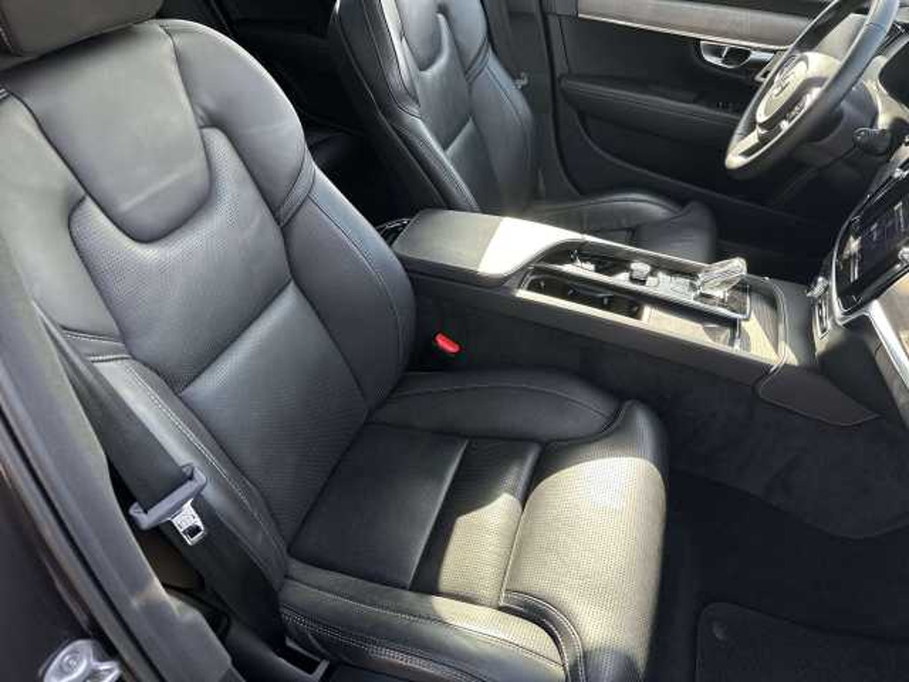 Volvo V90 Cross Country