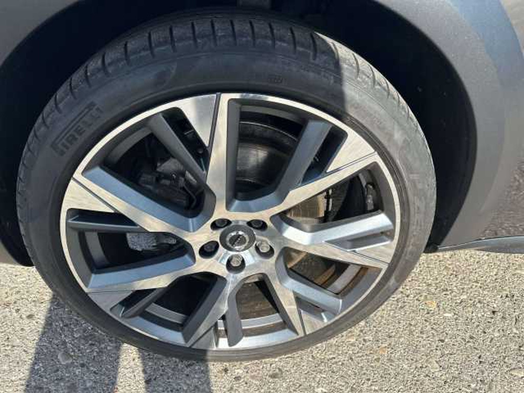 Volvo V90 Cross Country