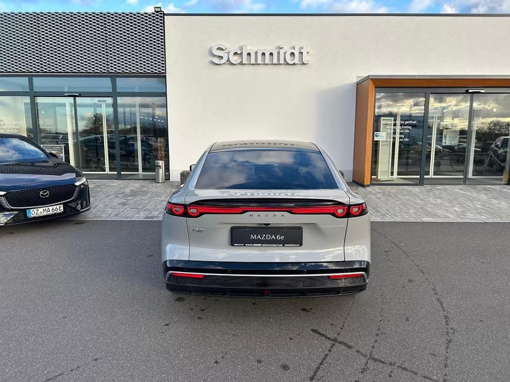 Mazda 6e