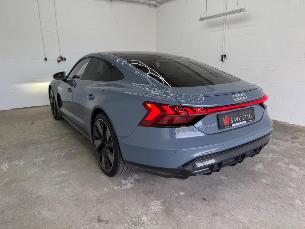 Audi e-tron GT