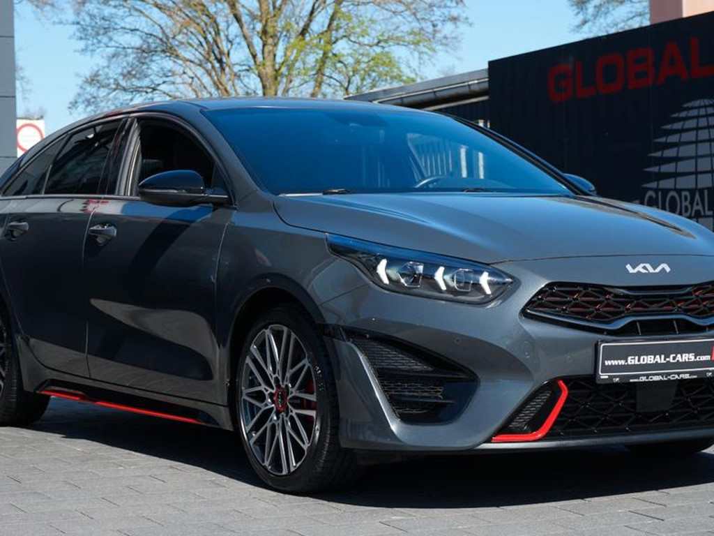 Kia ProCeed