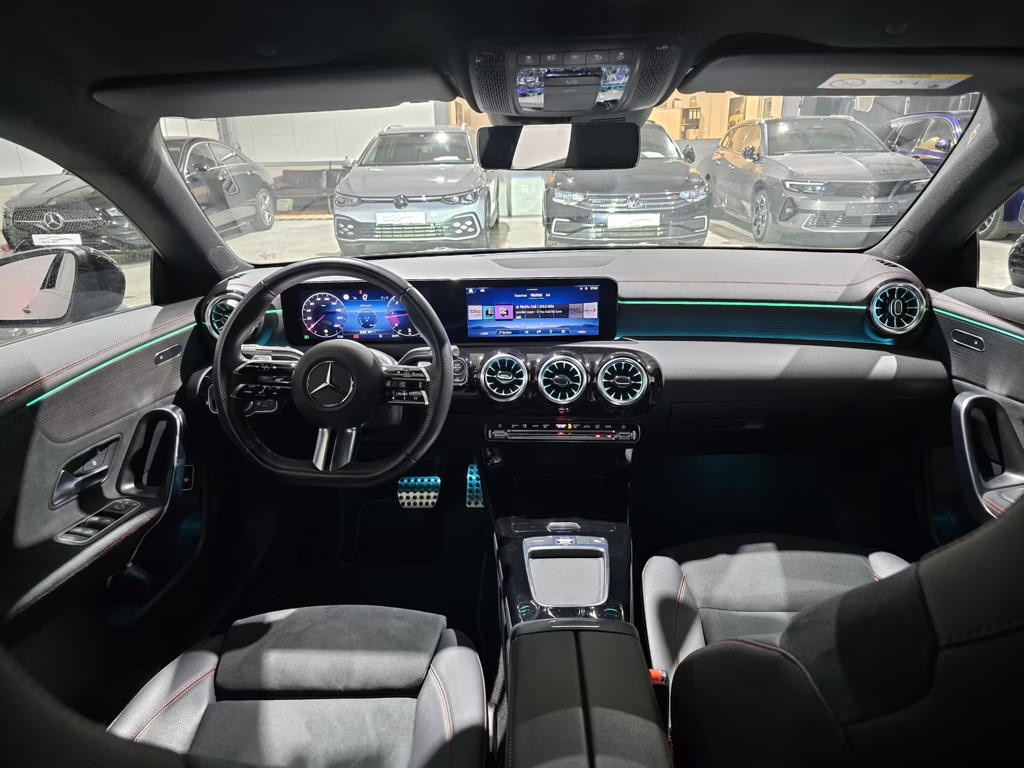 Mercedes-Benz CLA-Klasse