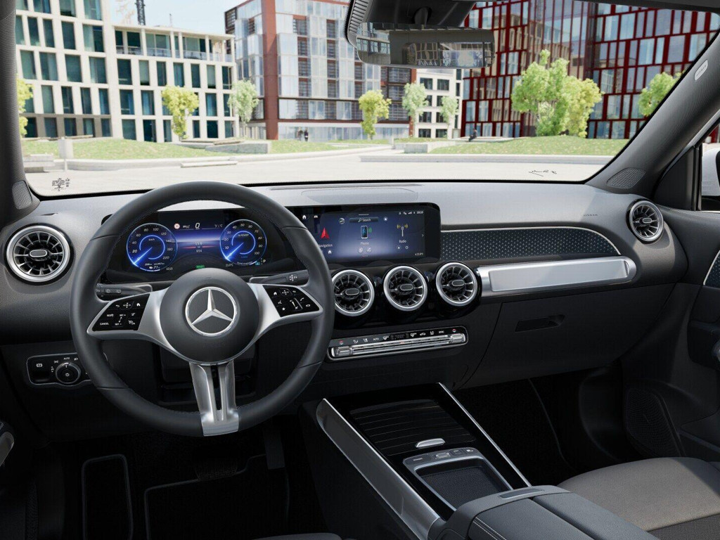 Mercedes-Benz EQB