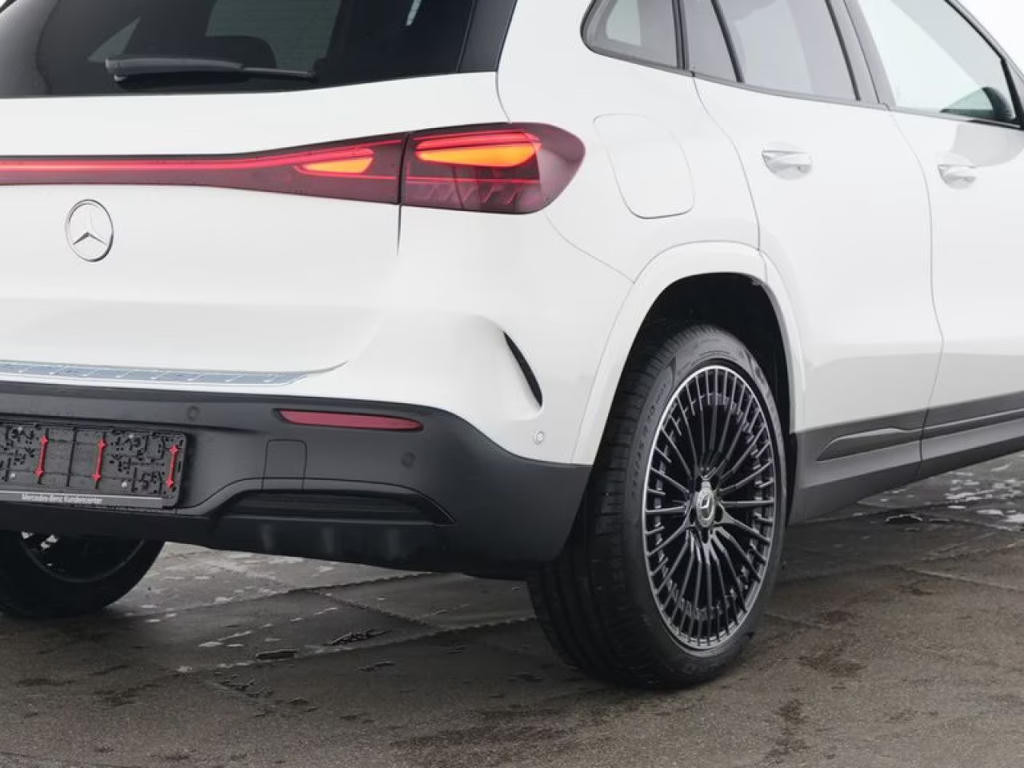 Mercedes-Benz EQA