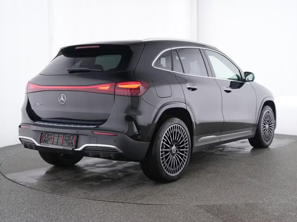 Mercedes-Benz EQA