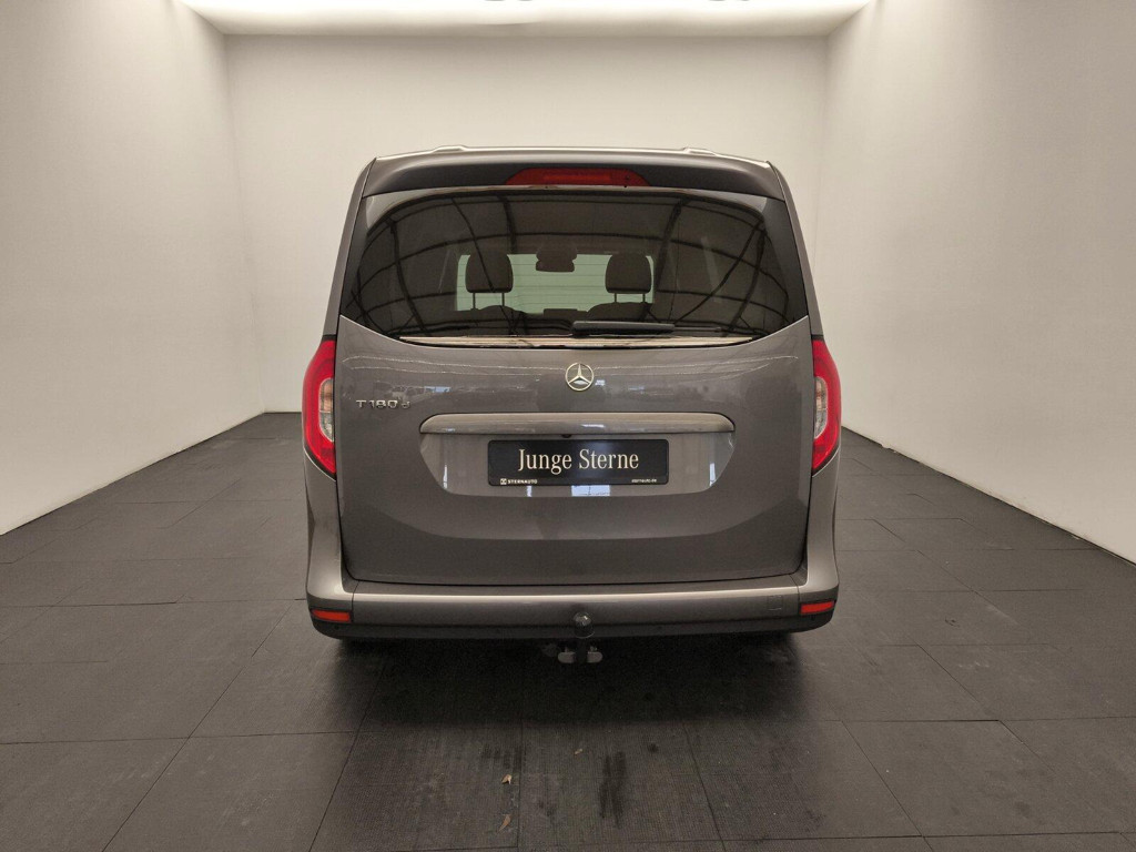 Mercedes-Benz T 180