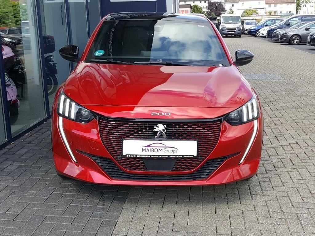 Peugeot e-208