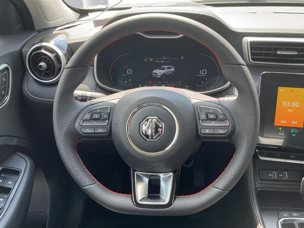 MG ZS