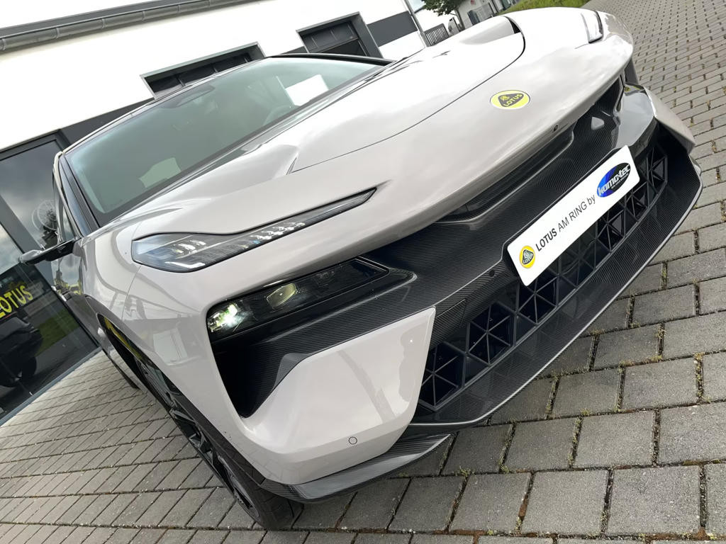 Lotus Eletre