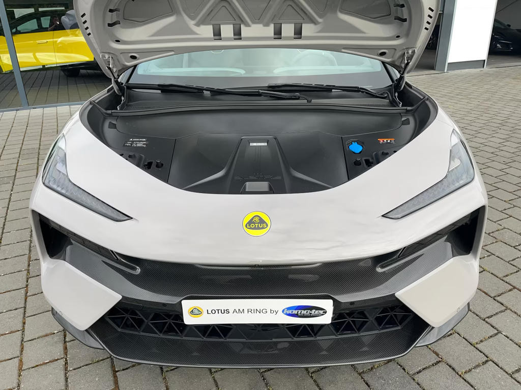 Lotus Eletre