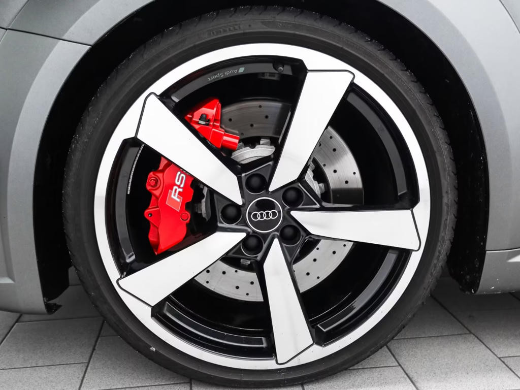 Audi TT RS