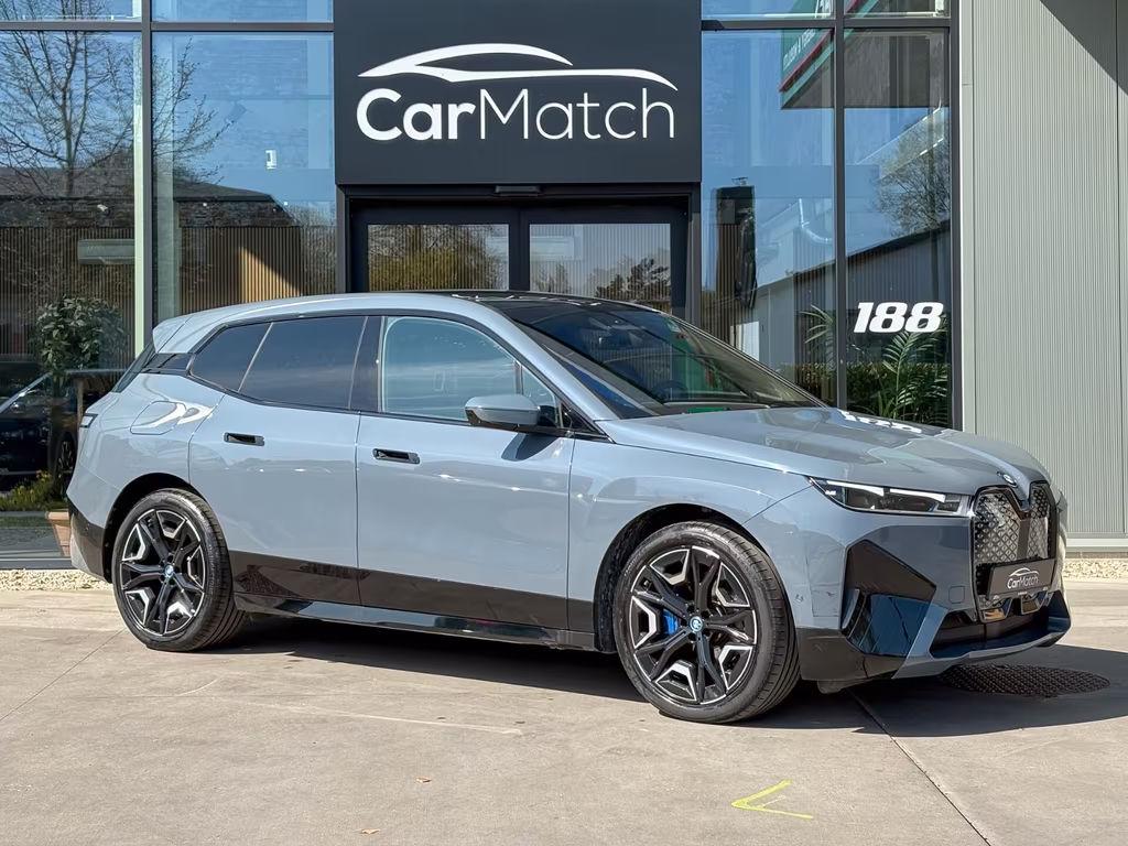 BMW iX