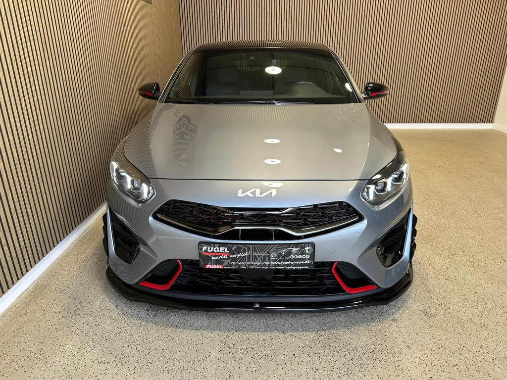 Kia ProCeed