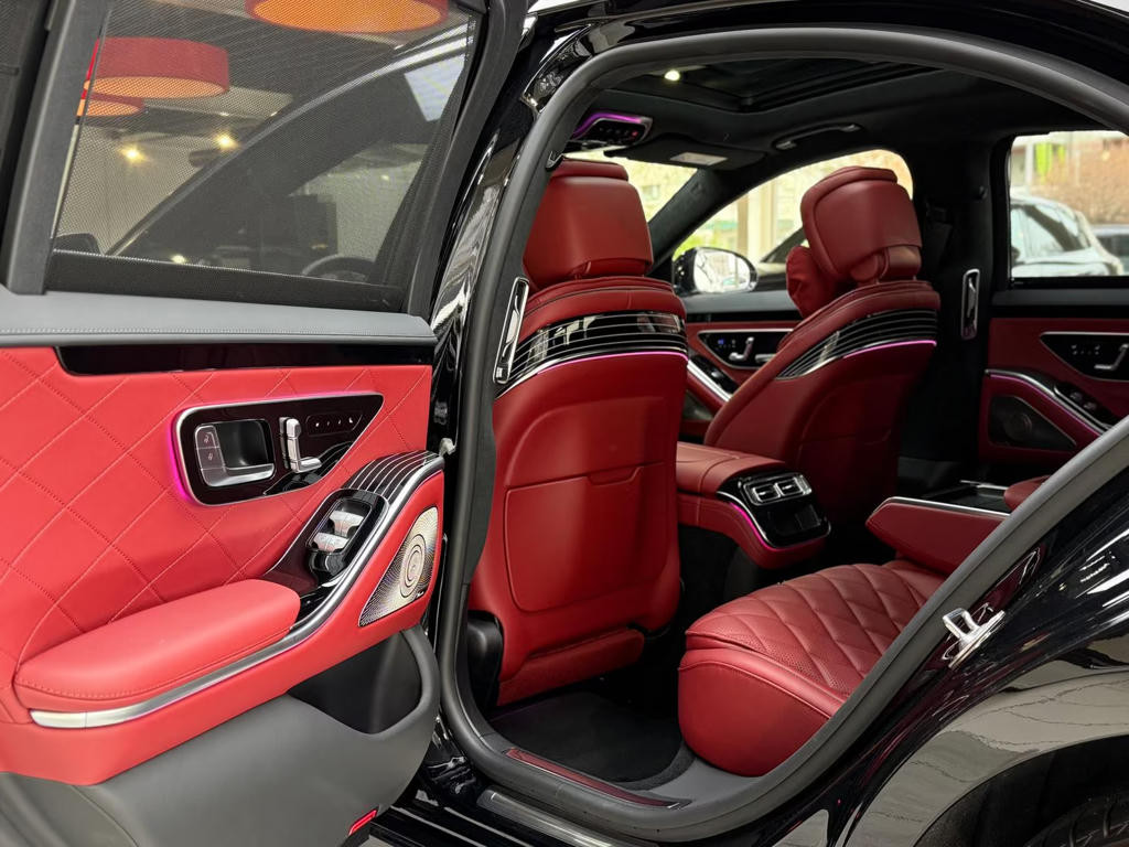 Mercedes-Benz S-Klasse