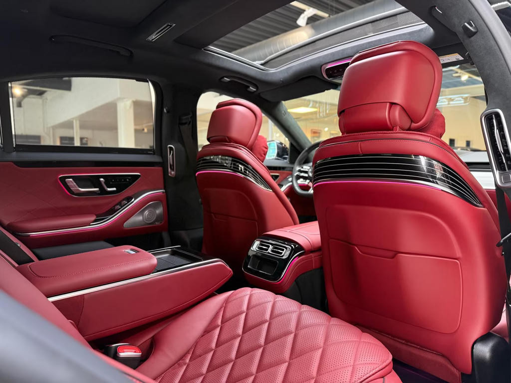 Mercedes-Benz S-Klasse