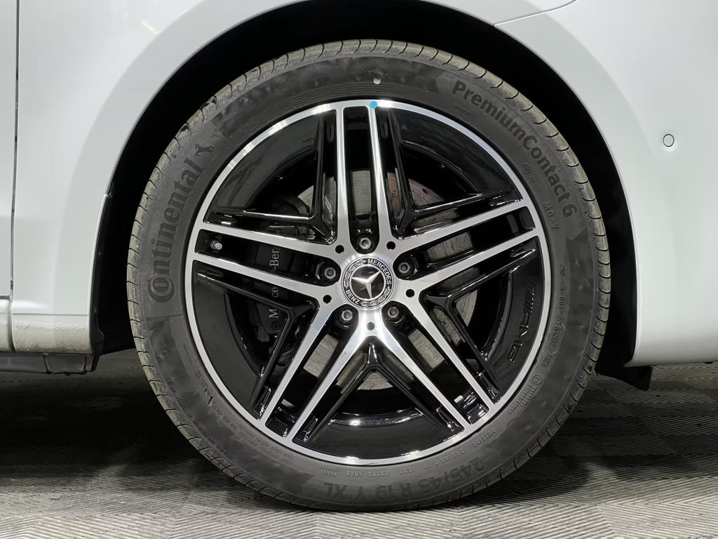 Mercedes-Benz Marco Polo