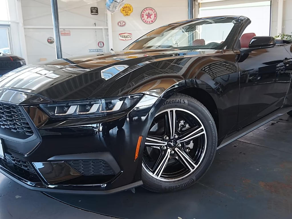 Ford Mustang 2024 Benzine