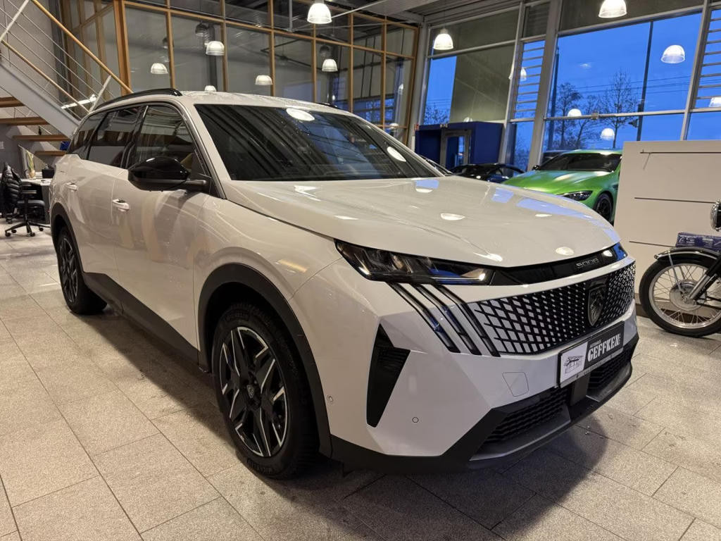 Peugeot 5008
