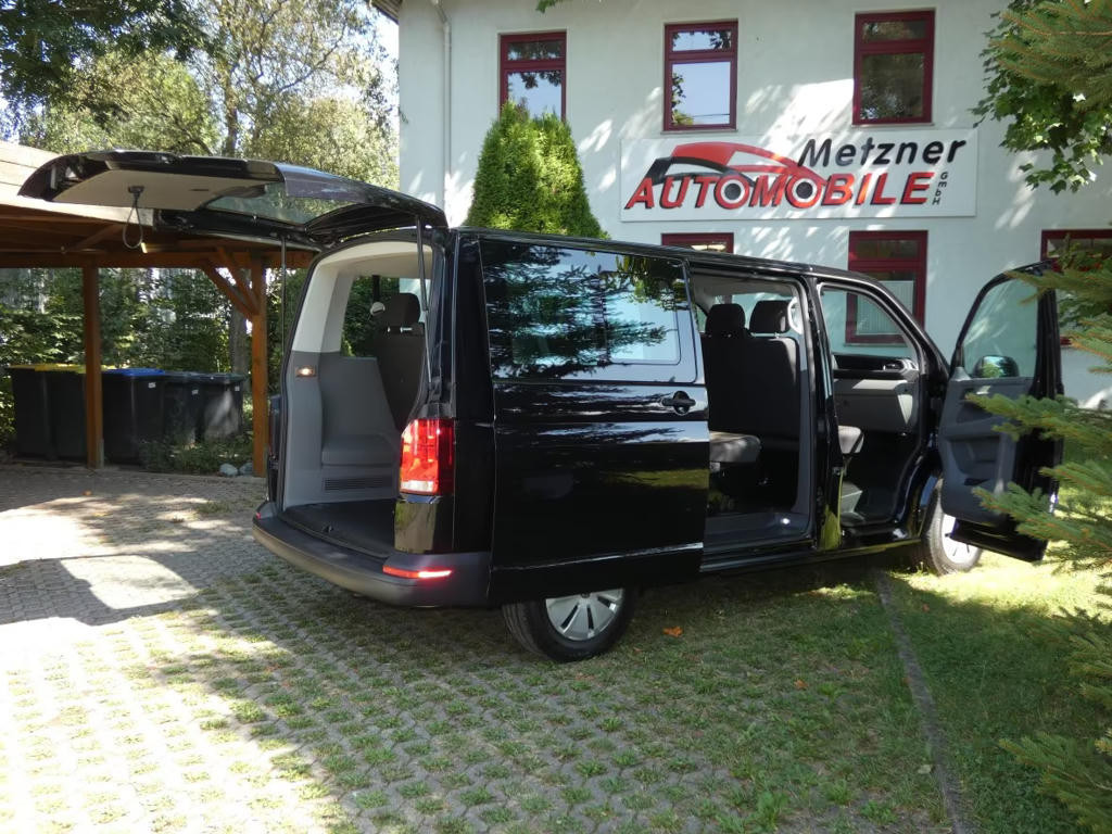 Volkswagen Caravelle