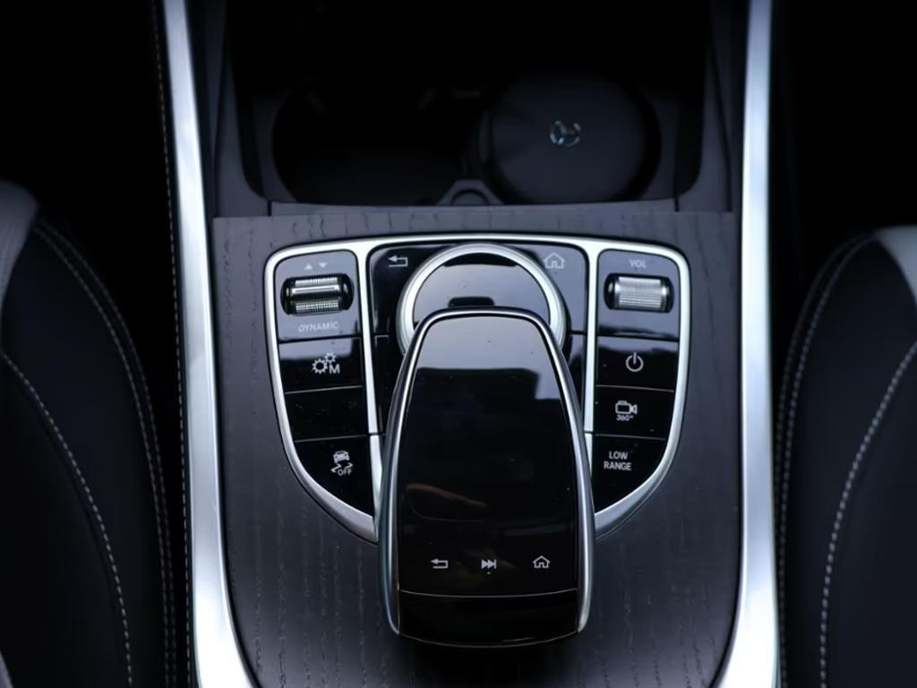 Mercedes-Benz G-Klasse